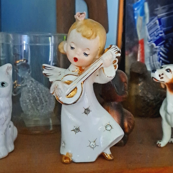 Angel - Picture 1 of 1